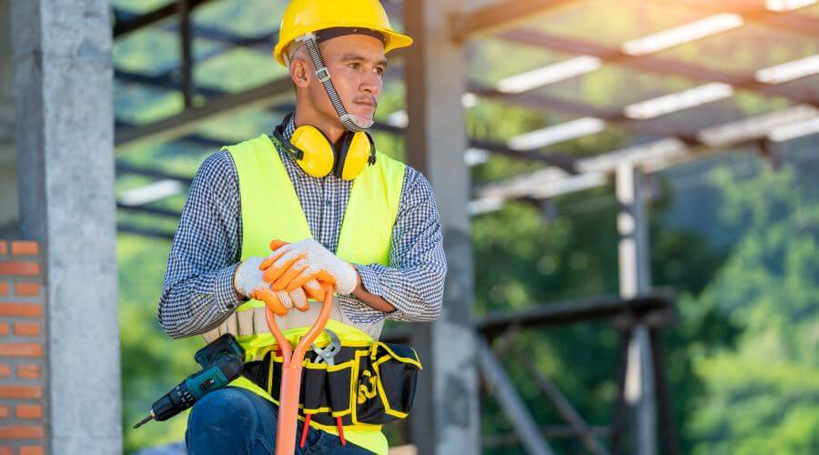 Professional gutter cleaning in Glastonbury, CT